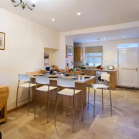 Mulberry Apartment *